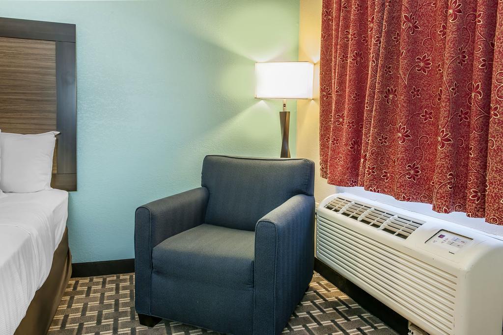 Quality Inn Findlay Exteriér fotografie